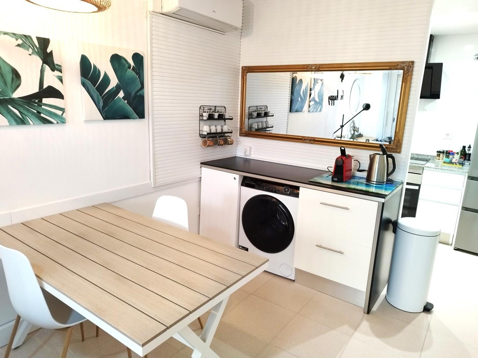 APARTMENT BIG PRIVAT TERRACE CALAFELL BEACH FREE Parking Bagian luar foto