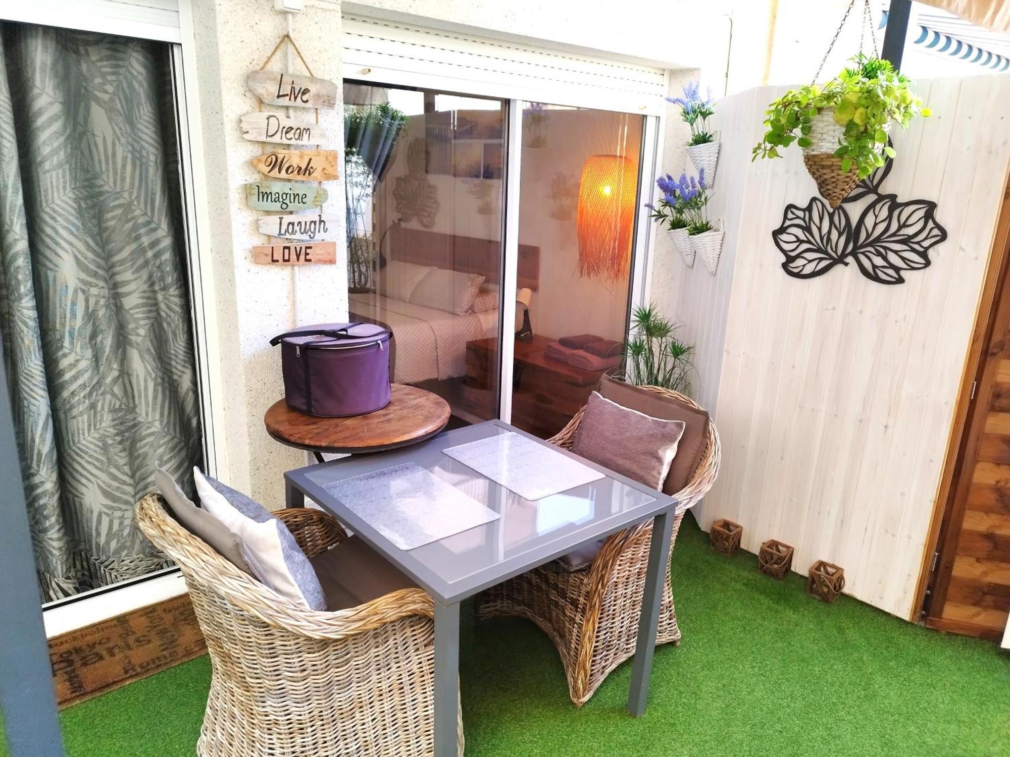 APARTMENT BIG PRIVAT TERRACE CALAFELL BEACH FREE Parking Bagian luar foto